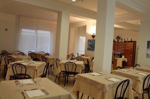 Massimo Hotel 2*